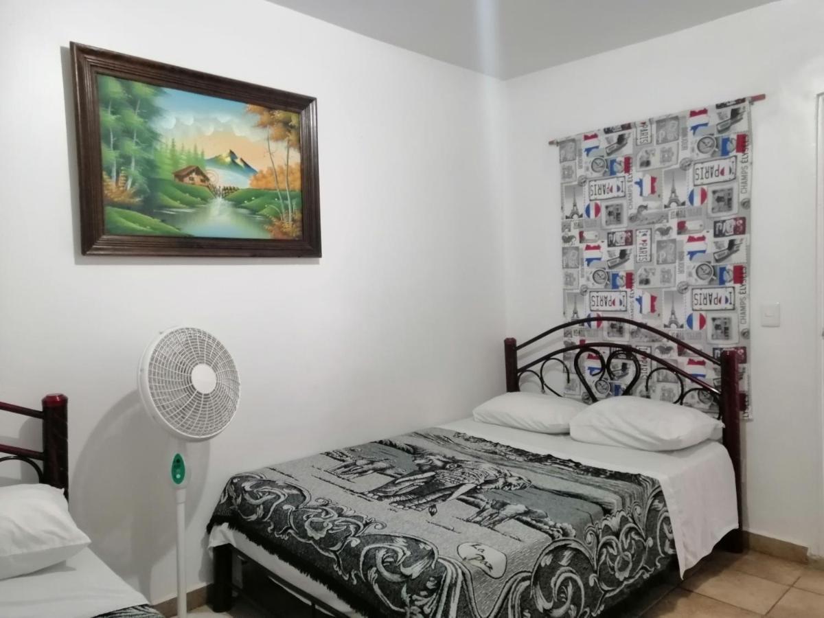 Hostal Maple Querétaro Kültér fotó