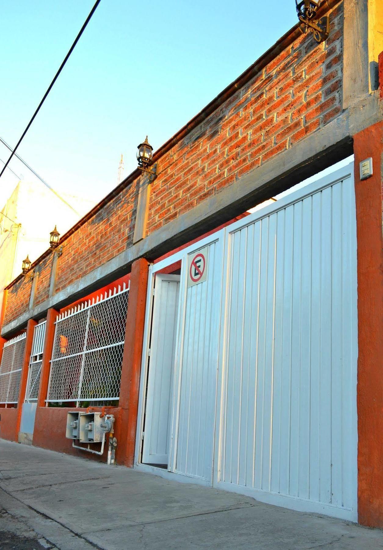 Hostal Maple Querétaro Kültér fotó